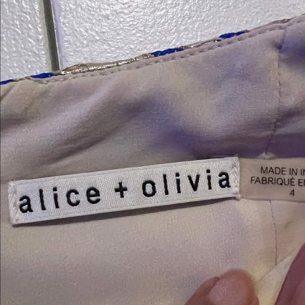 Alice + Olivia 'Carrie' floral jacquard sheath dress, sleeveless size 4 - Picture 9 of 11